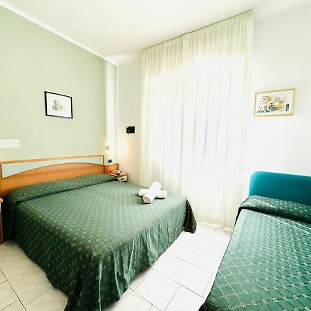 Hotel Villa Grazia 체제나티코 외부 사진