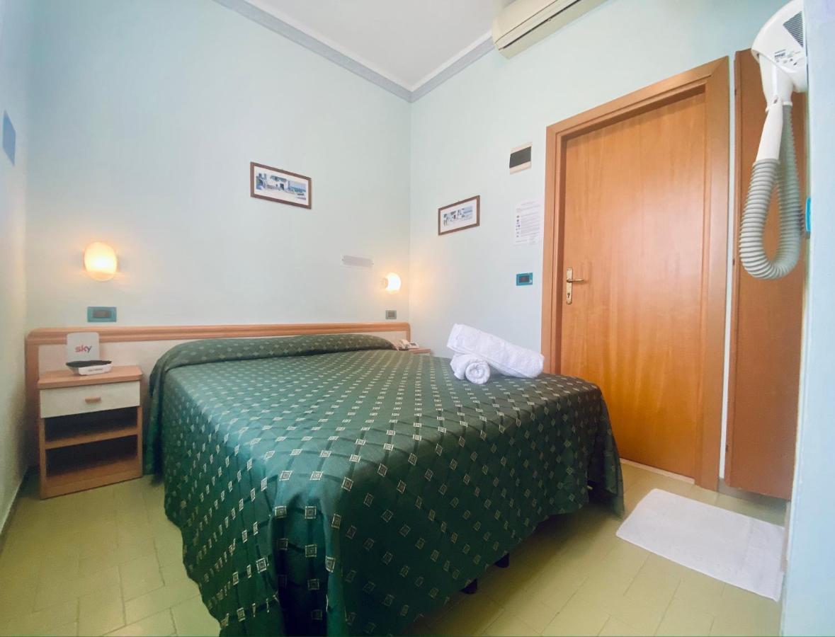 Hotel Villa Grazia 체제나티코 외부 사진