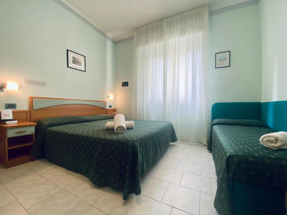 Hotel Villa Grazia 체제나티코 외부 사진