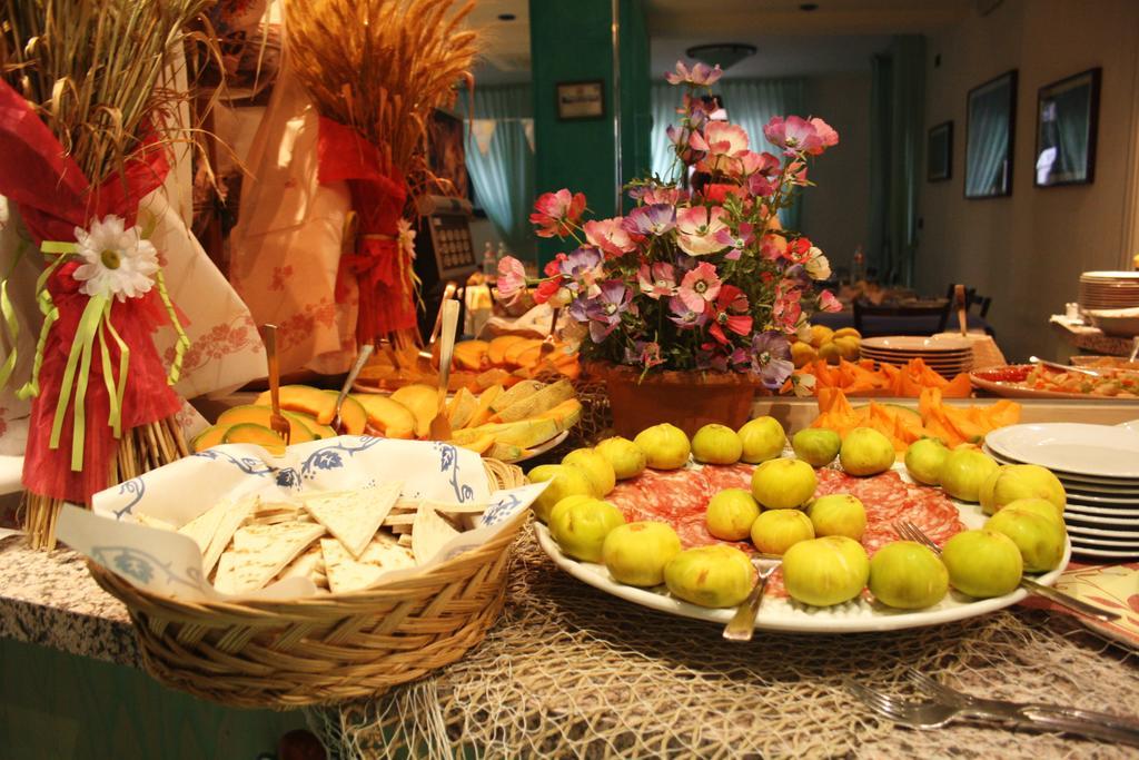 Hotel Villa Grazia 체제나티코 외부 사진